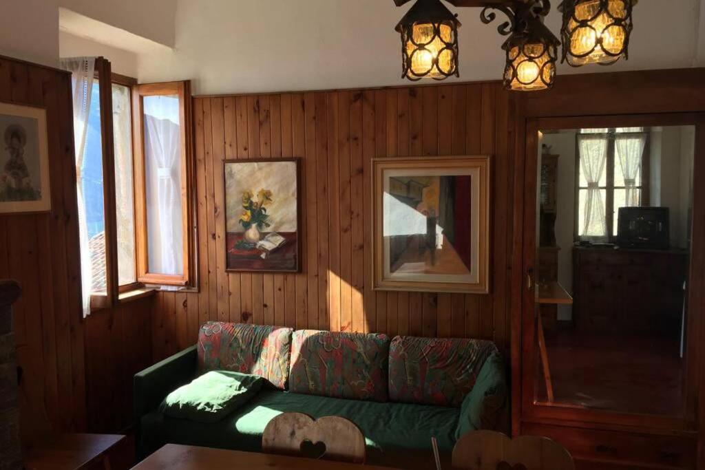 One-Bedroom House - Photo 40