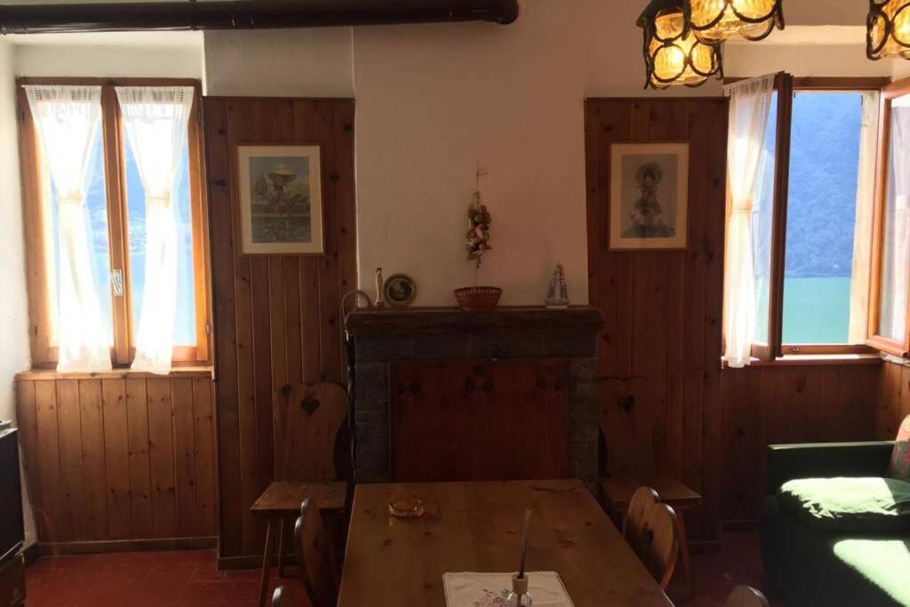 One-Bedroom House - Photo 8