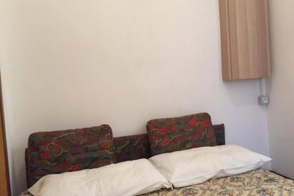 One-Bedroom House - Photo 30