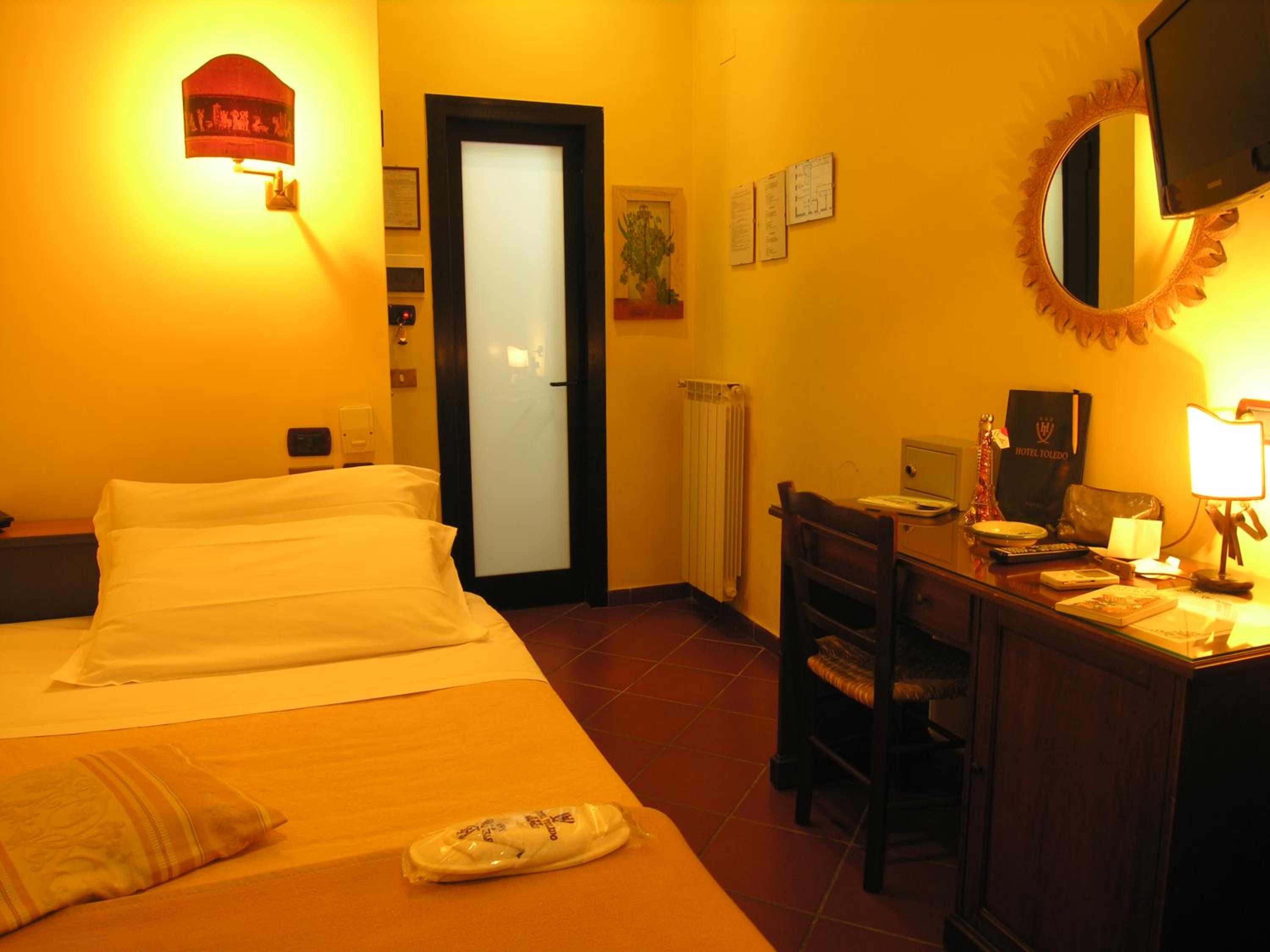 Single Room photo 3