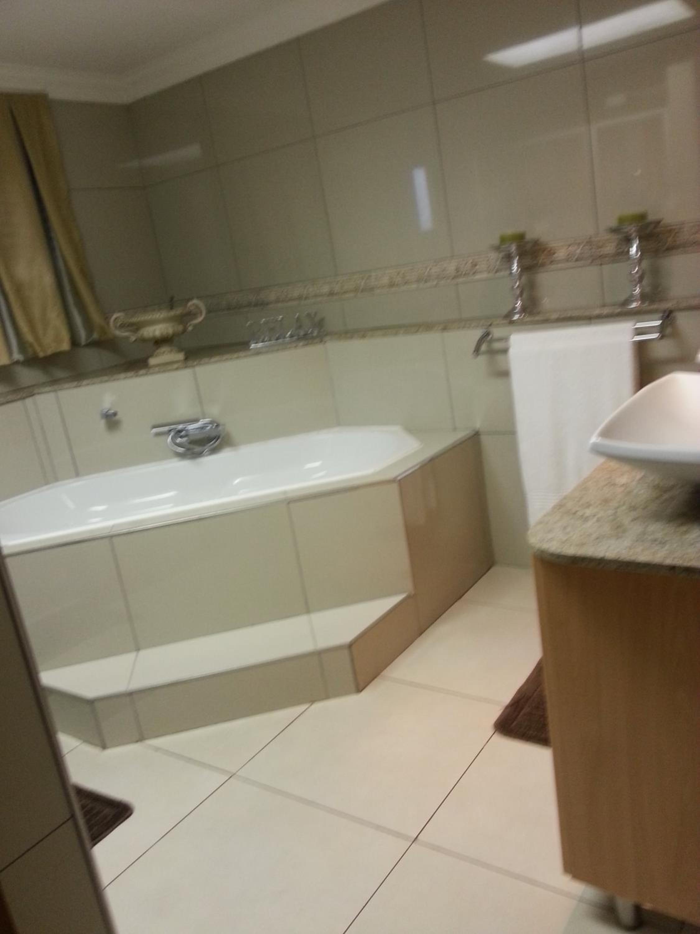 Family Suite - Photo 6