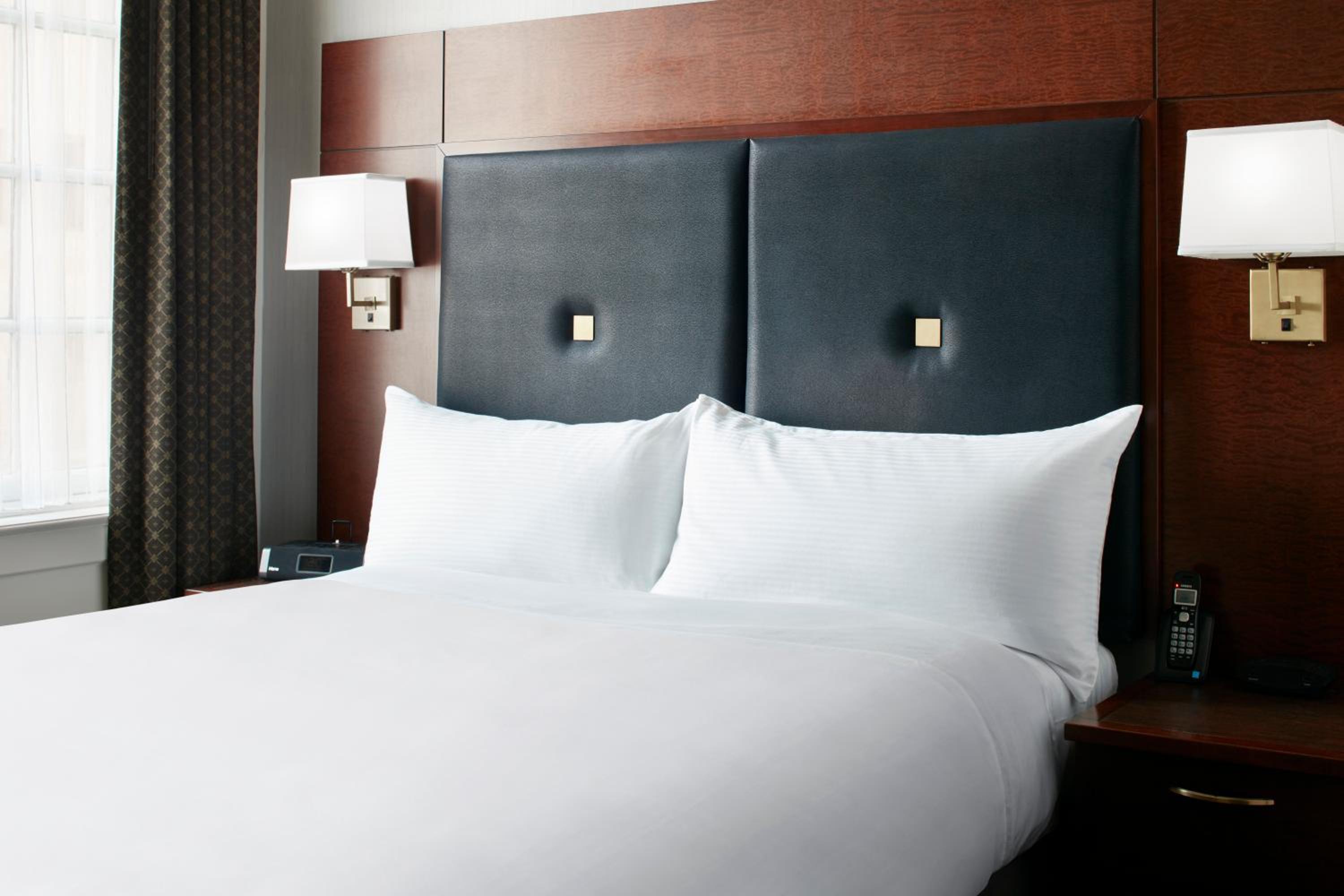 Standard Queen Room - Photo 6