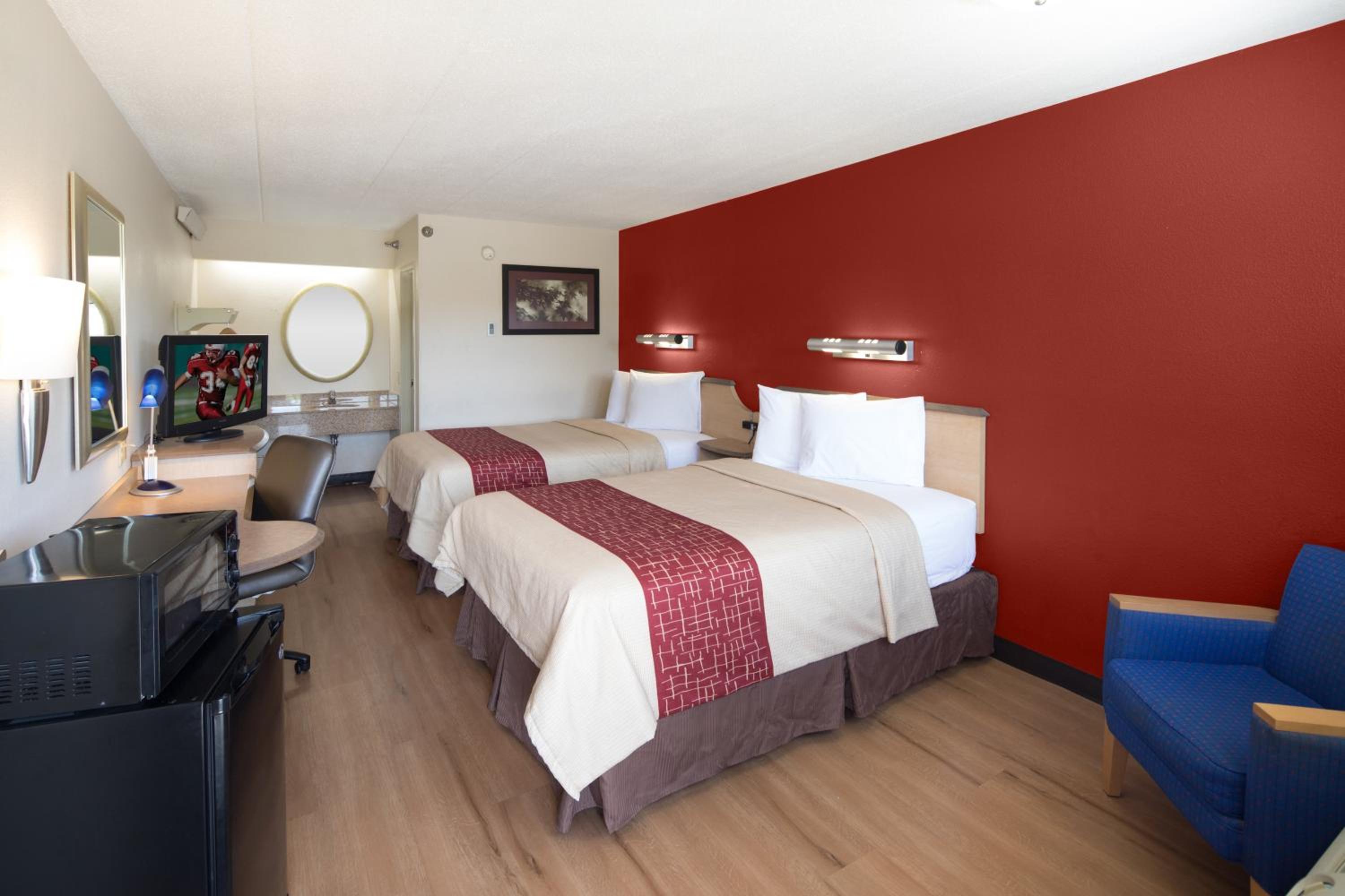 Deluxe Room With Two Double Beds Non-Smoking