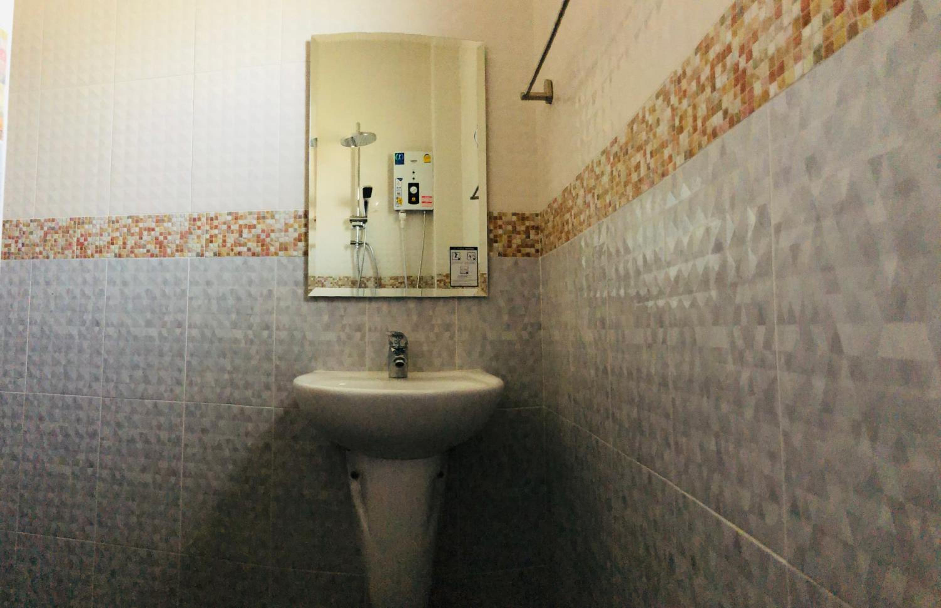 Budget Triple Room photo 3