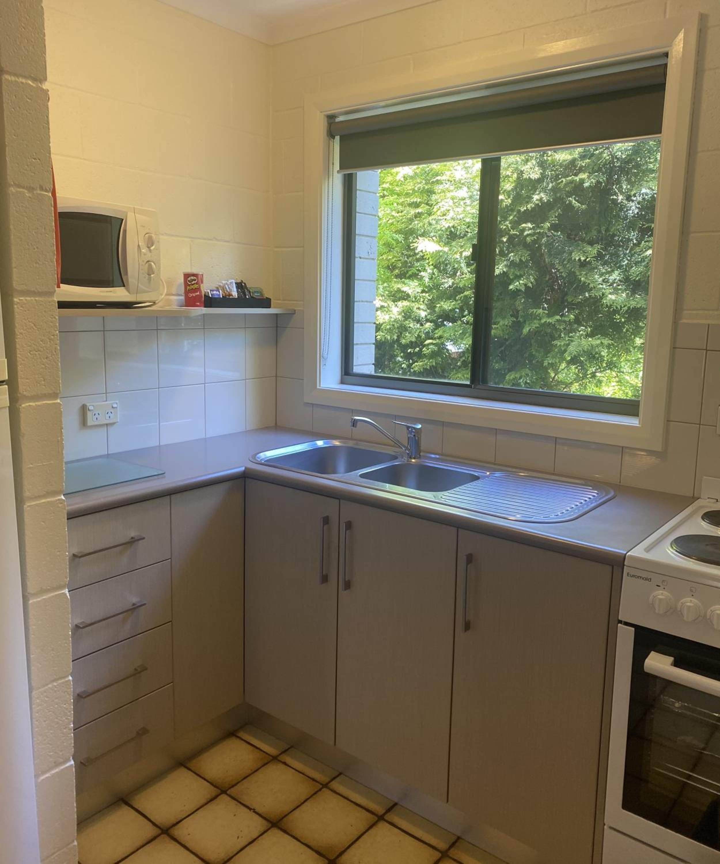 Two-bedroom Economy - Photo 5