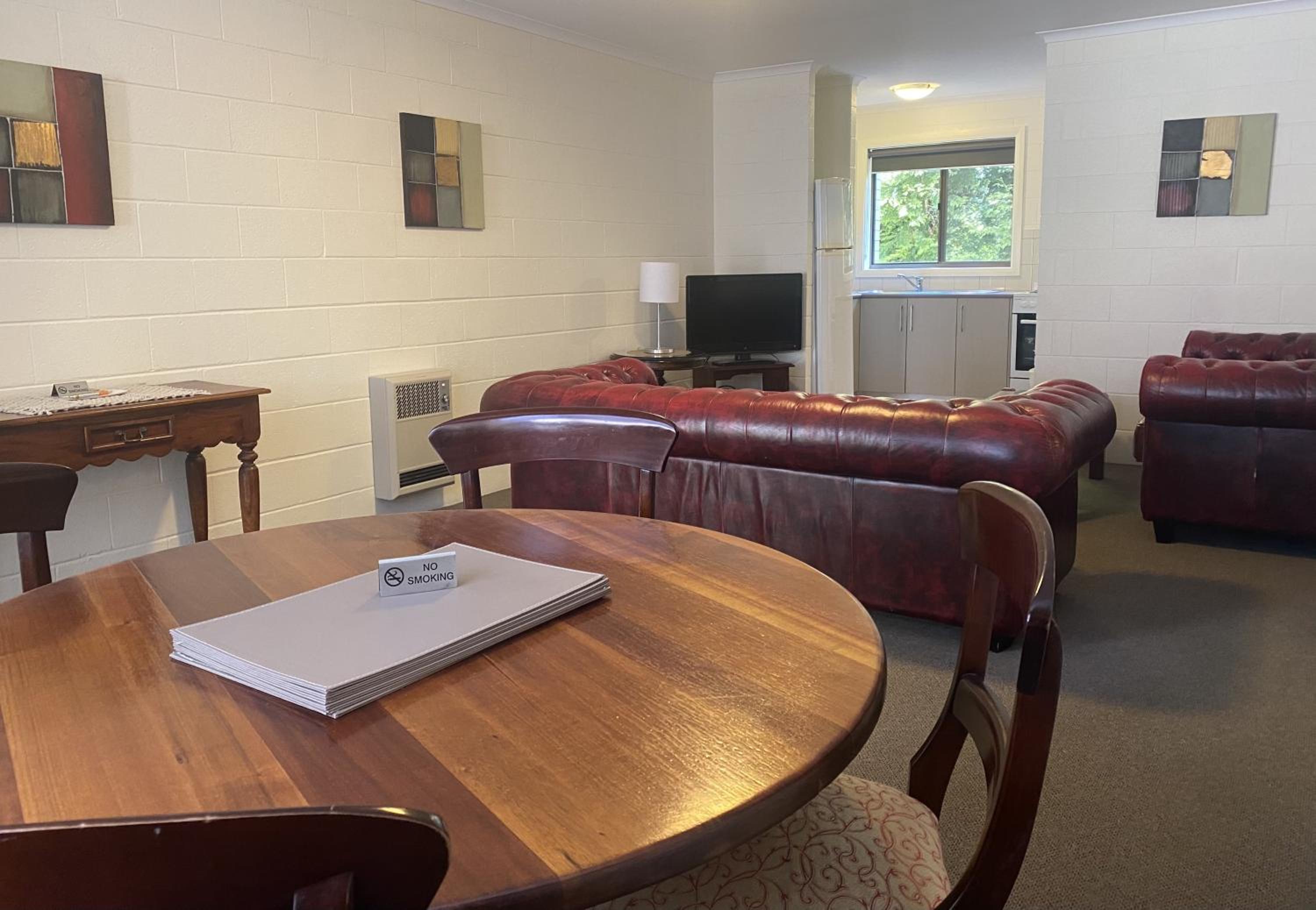 Two-bedroom Economy - Photo 6
