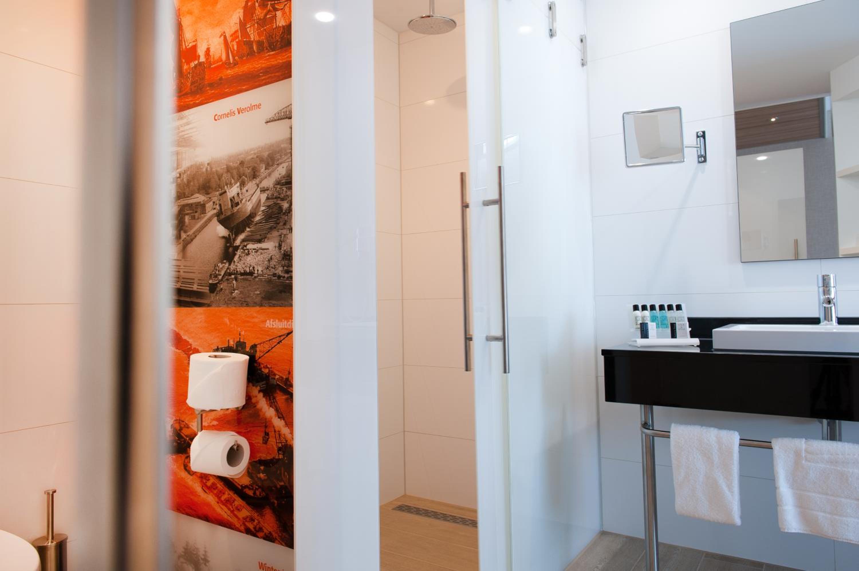 Superior Twin Room - Photo 4