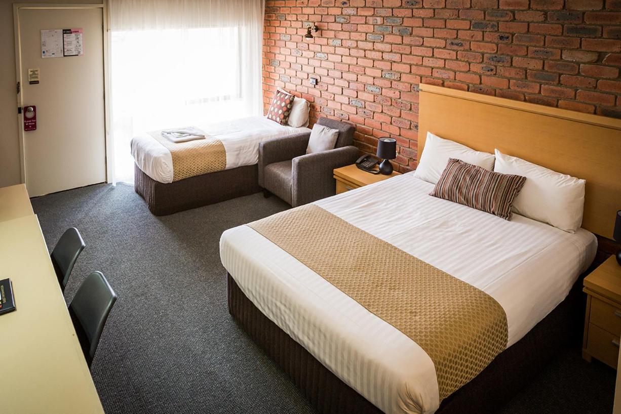 Standard Twin Room photo 2