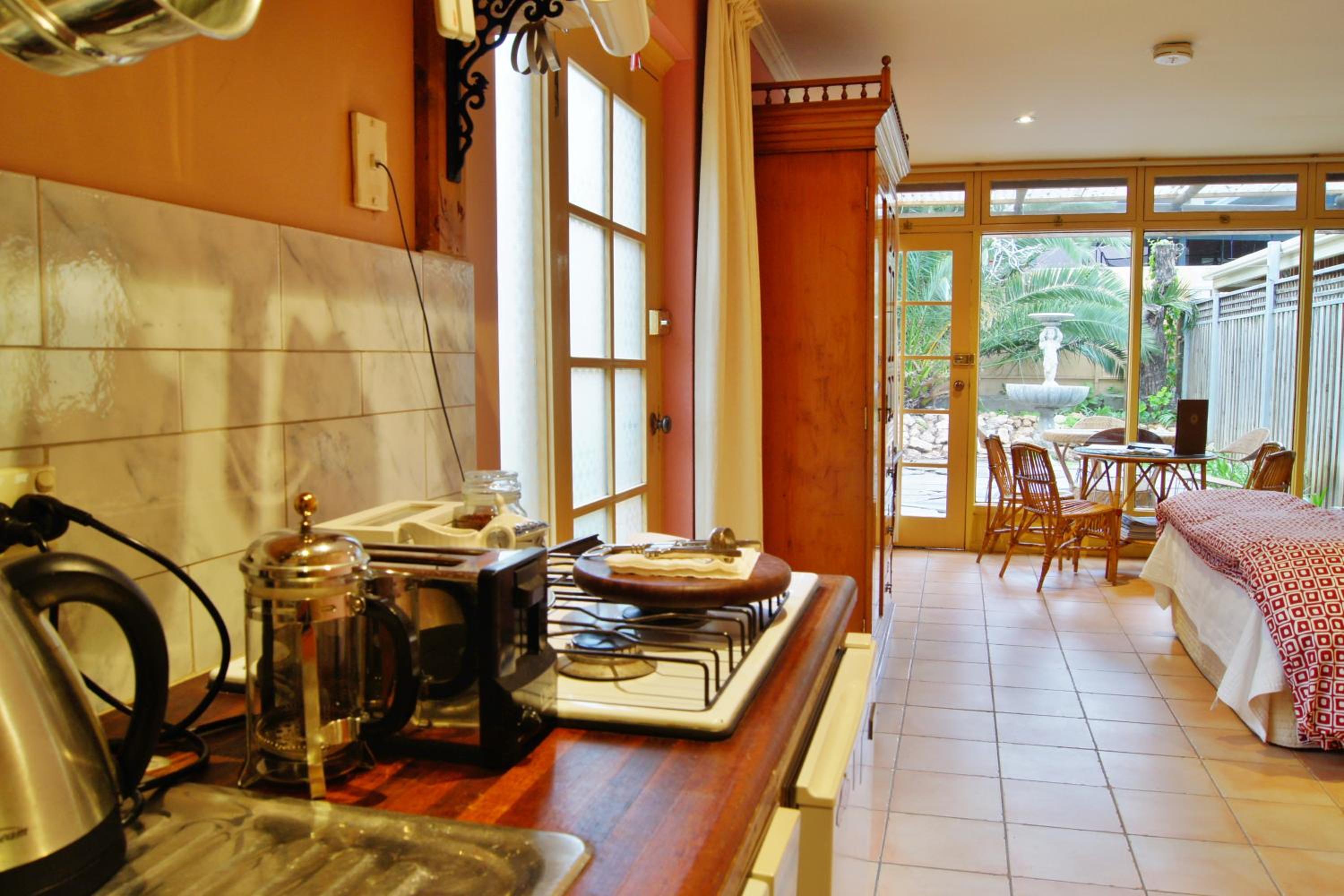 Champagne Spa Suite (38A Melbourne street, North Adelaide) thumbnail 5