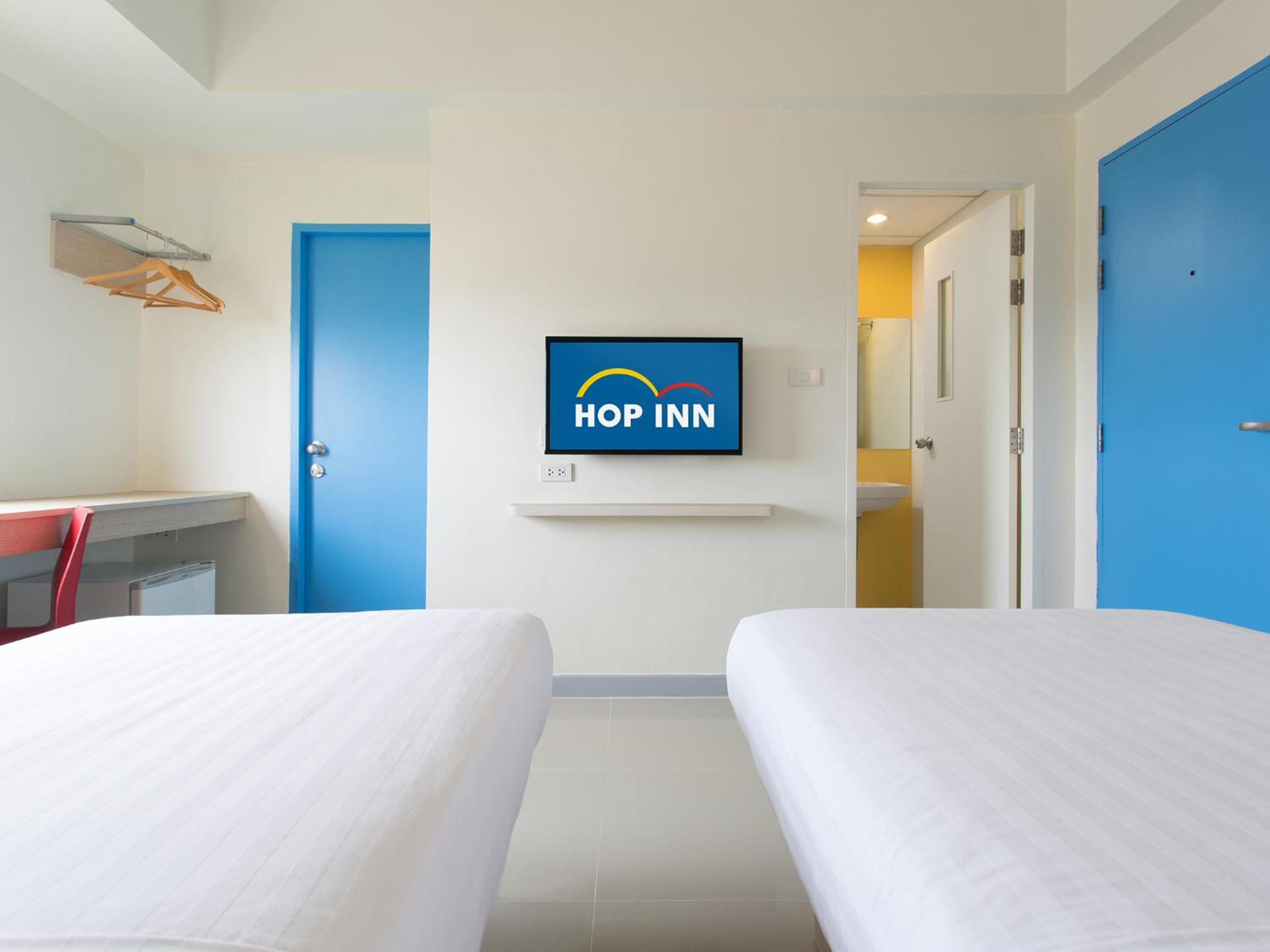 Standard Twin Room - Photo 2