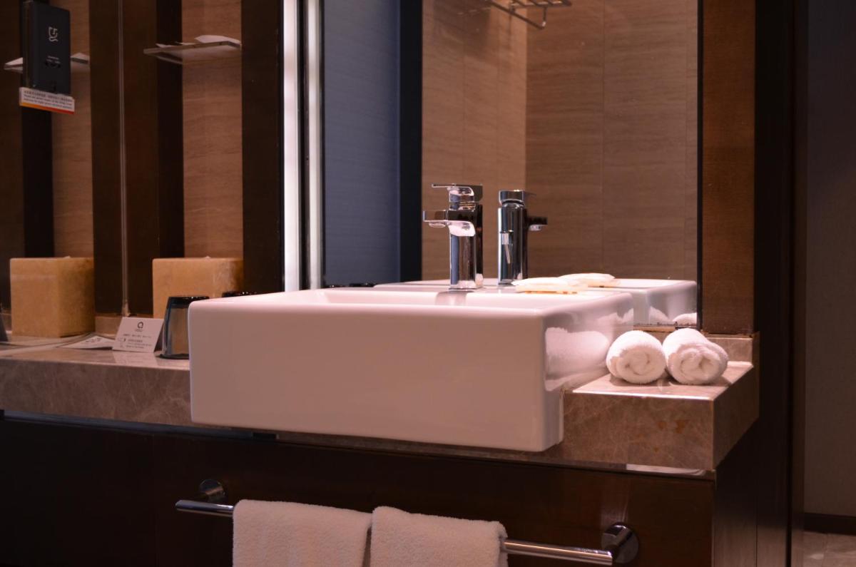 Premium Twin Room photo 1