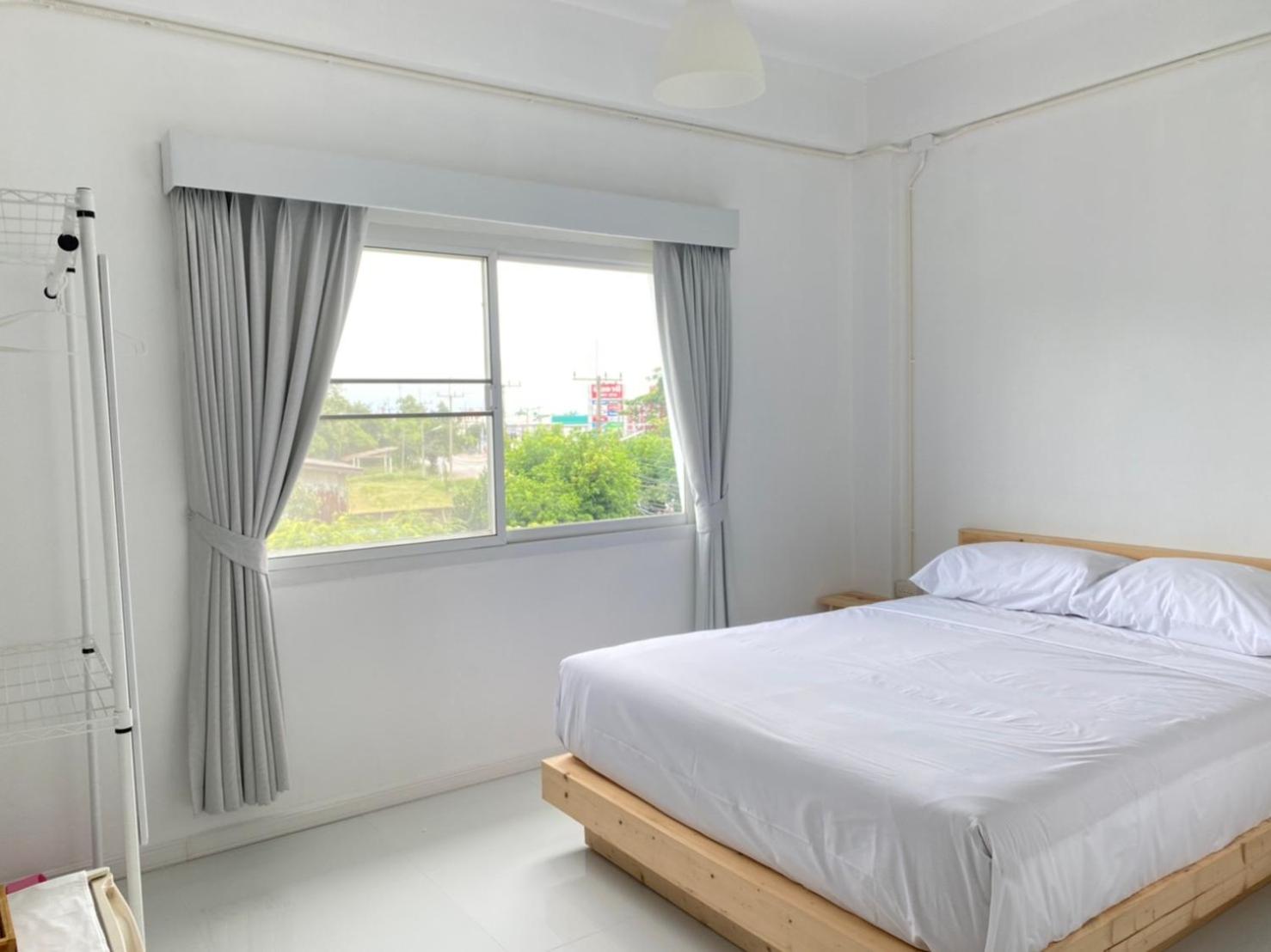 Double Room - Photo 15