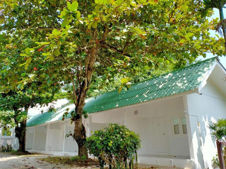 Double Room - Photo 7