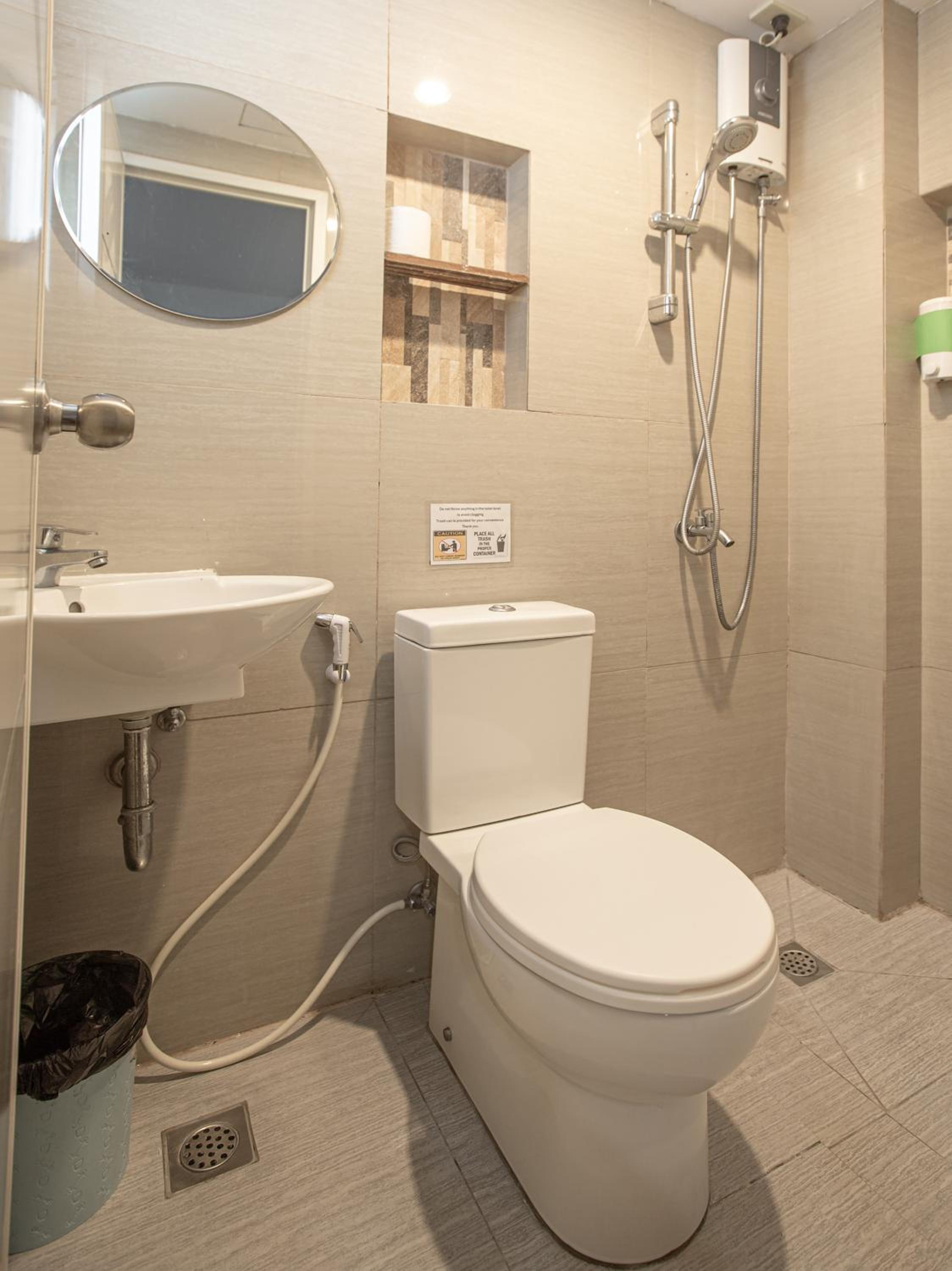 Standard Double Room - Photo 2