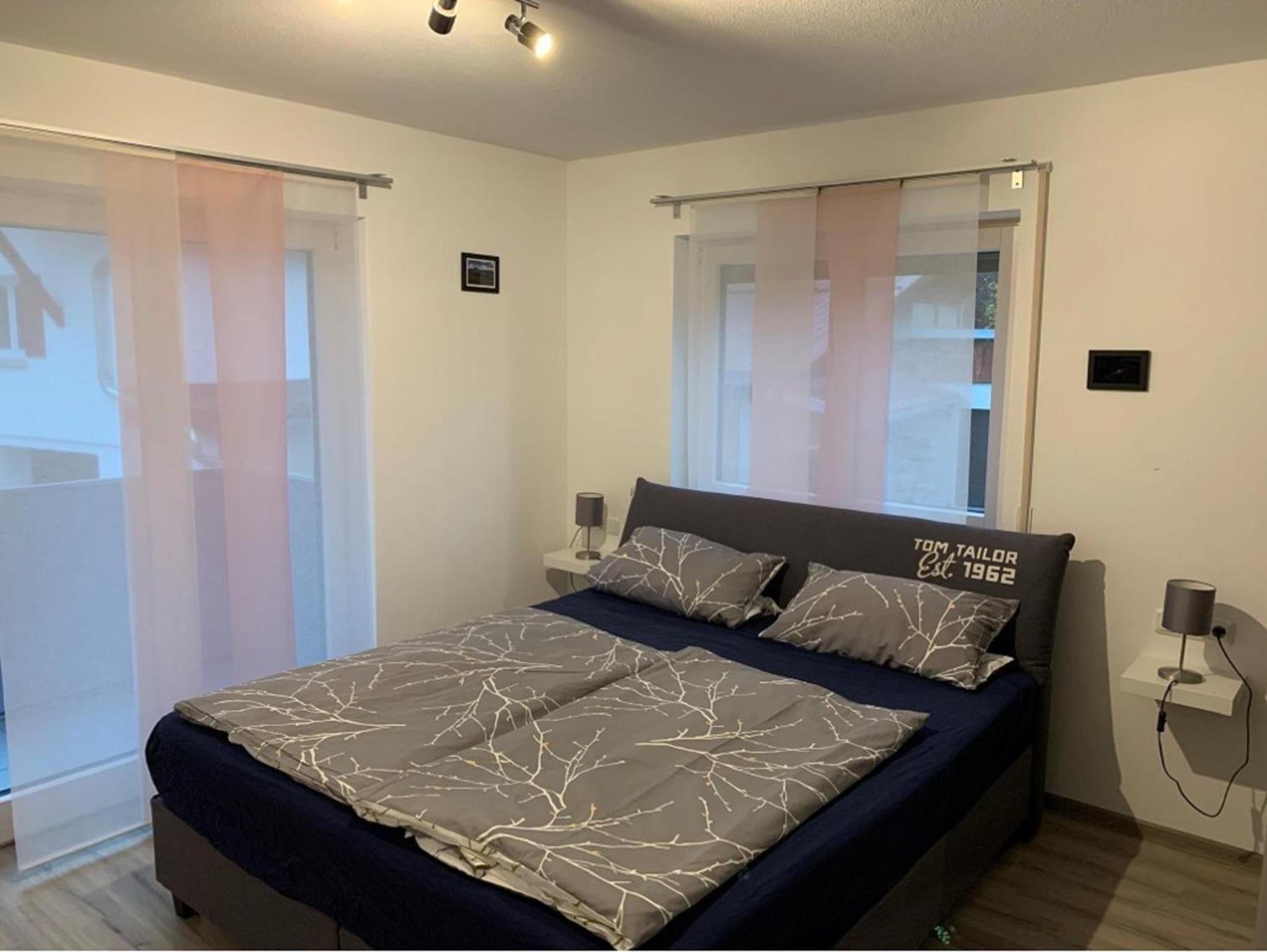 One-Bedroom Apartment photo 2