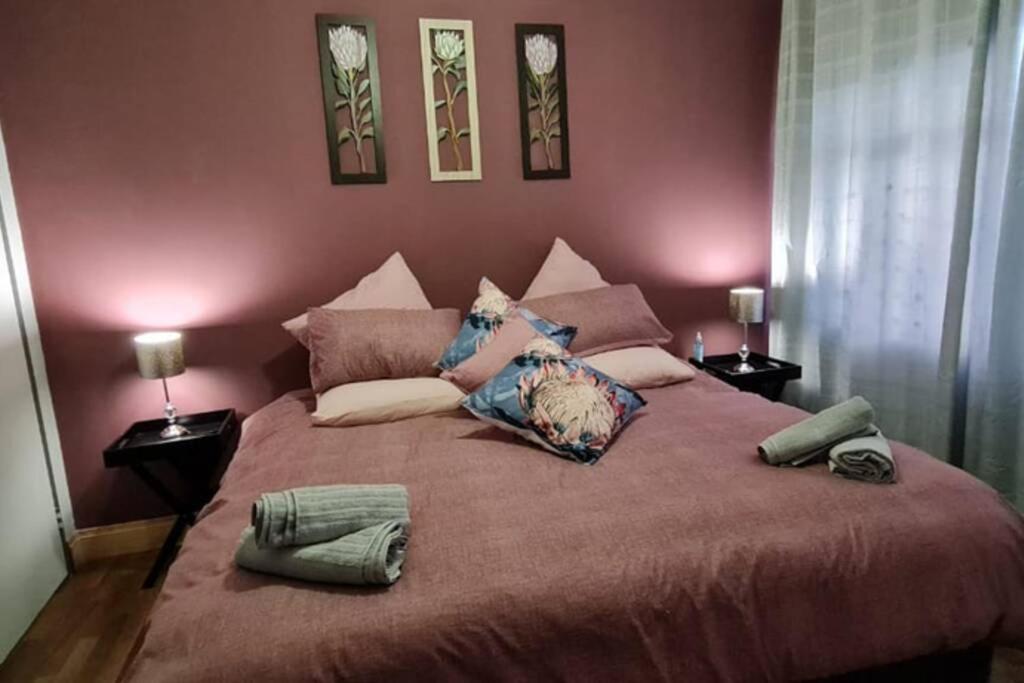 Three-Bedroom House photo 1
