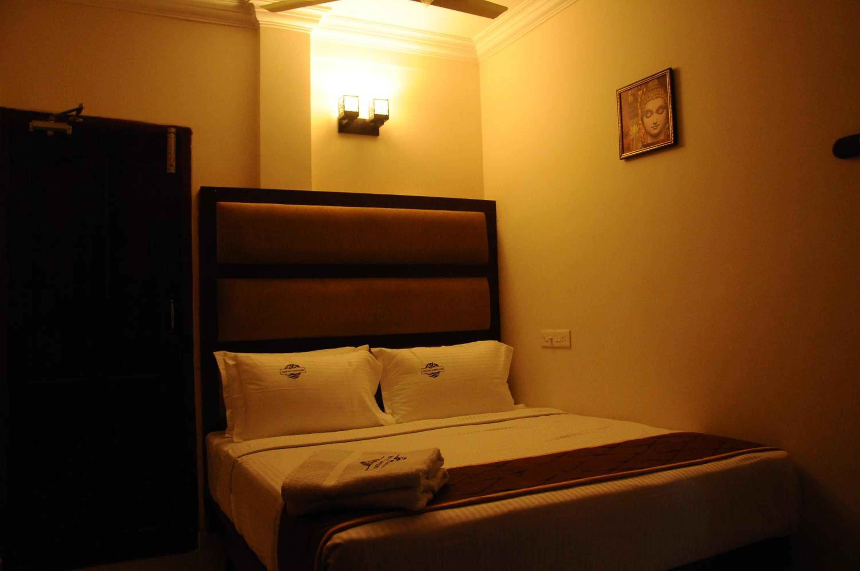 Deluxe Single Room