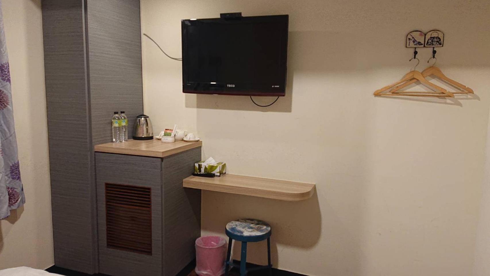 Economy Double Room photo 3