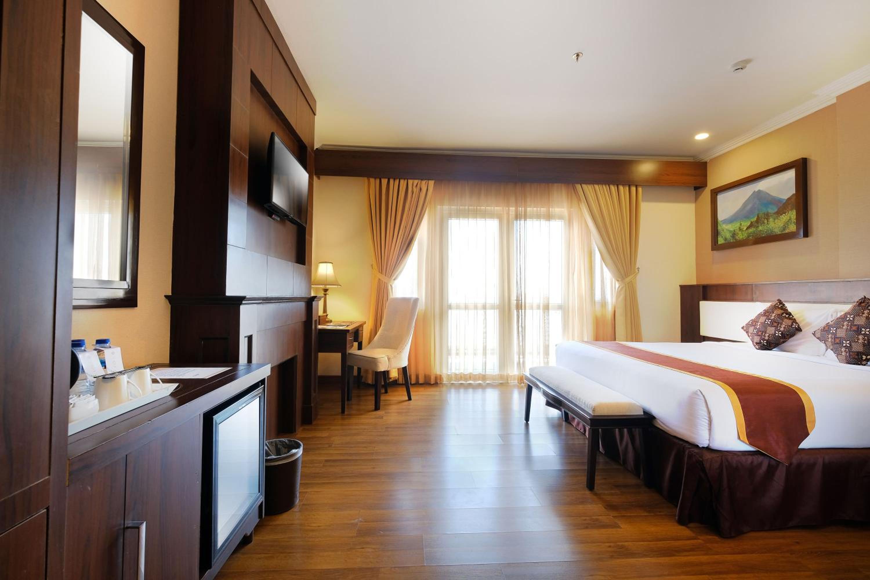 Deluxe Double Room - Photo 1