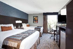 King Room with Sofa Bed - Non-Smoking - Photo 4