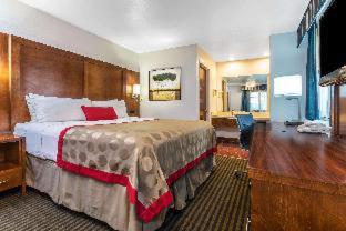 Double Room with Two Double Beds and Bath Tub with Grab Bars - Mobility Access/Non-Smoking - Photo 1