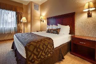 Honeymoon Suite - Non-Smoking - Photo 3