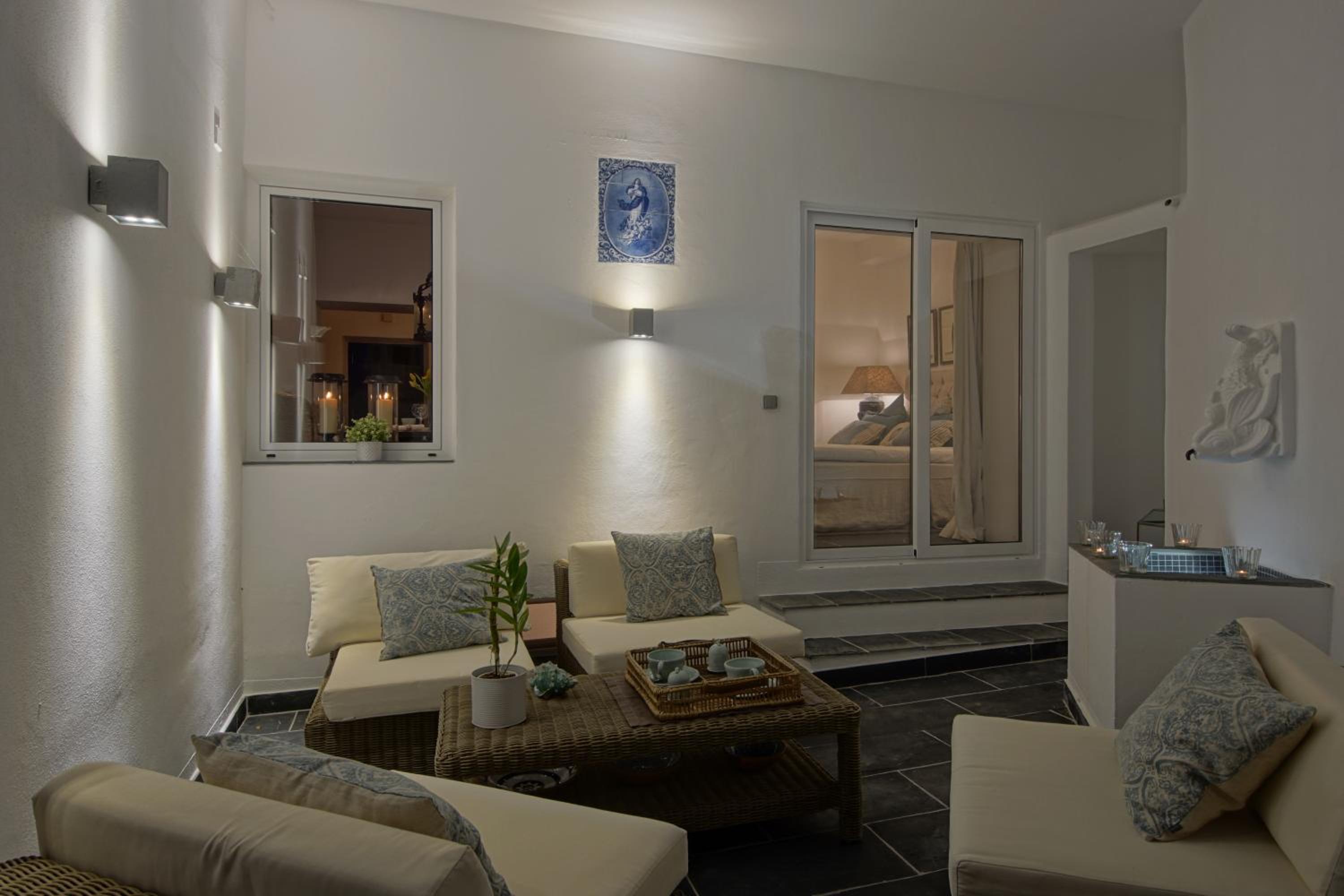 Villa - Beach Front
