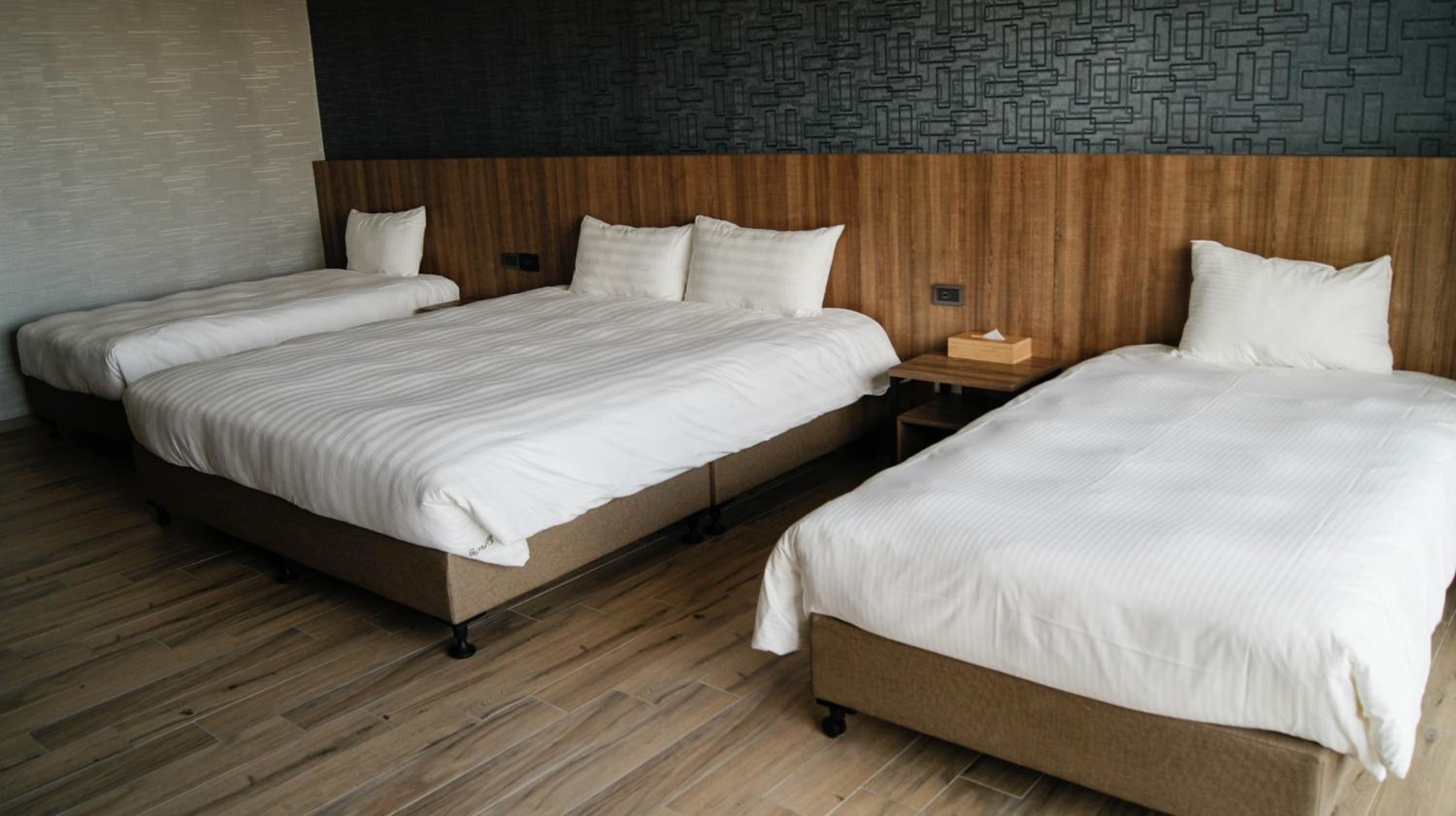 Standard Quadruple Room - Photo 2