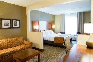 King Room - Non Smoking - Photo 2