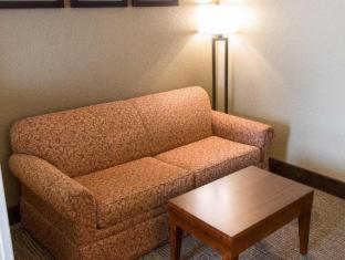 King Room - Non Smoking - Photo 8