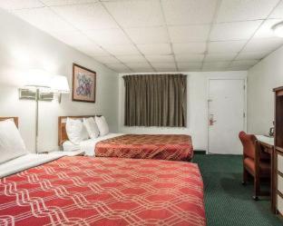 Queen Room - Non Smoking - Photo 3