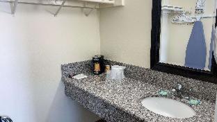 Double Room - Disability Access photo 3