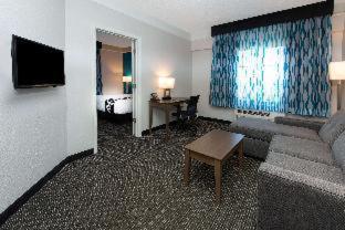 King Suite - Photo 1
