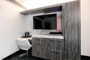 Double Room thumbnail 5