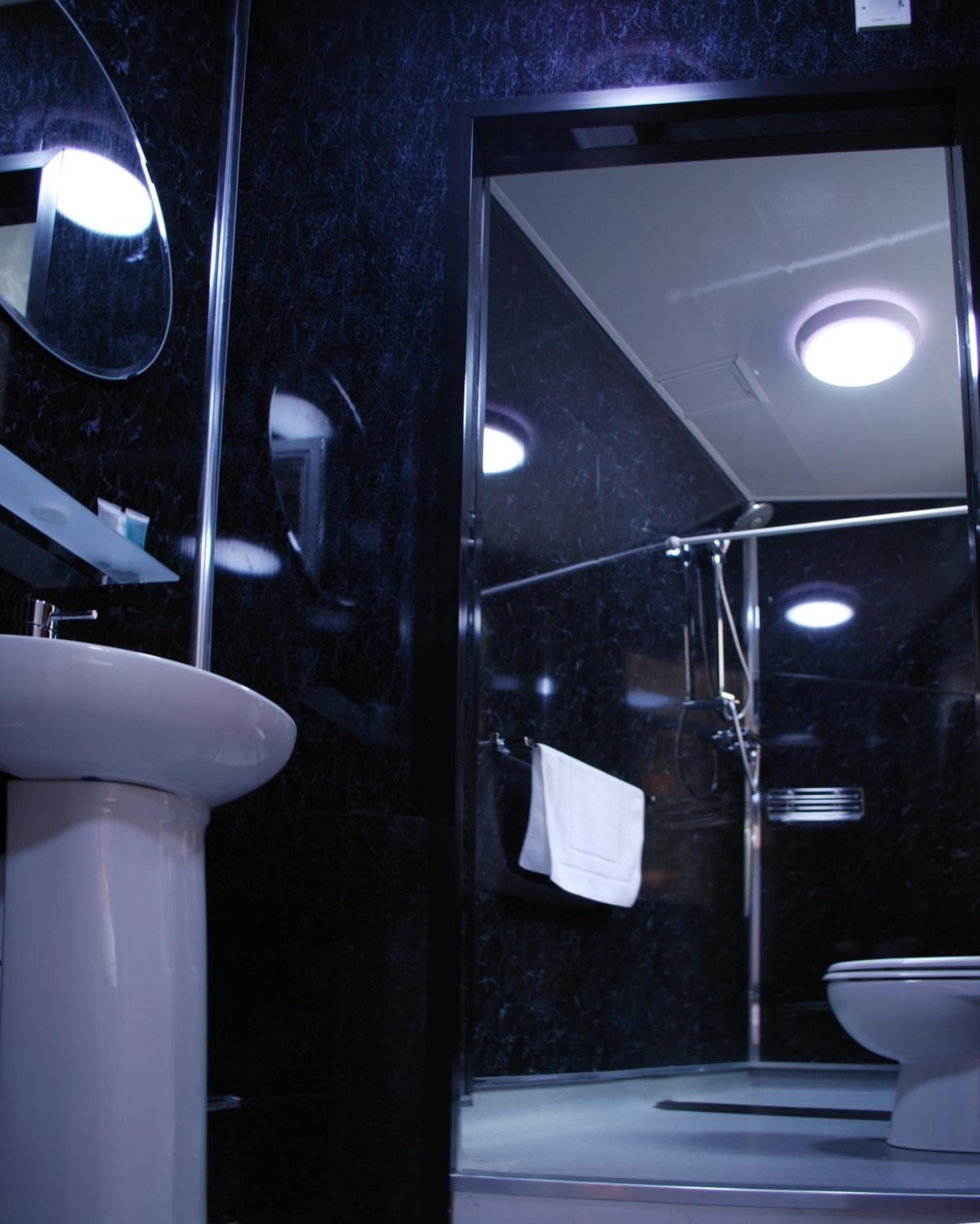 Triple Room - Photo 6
