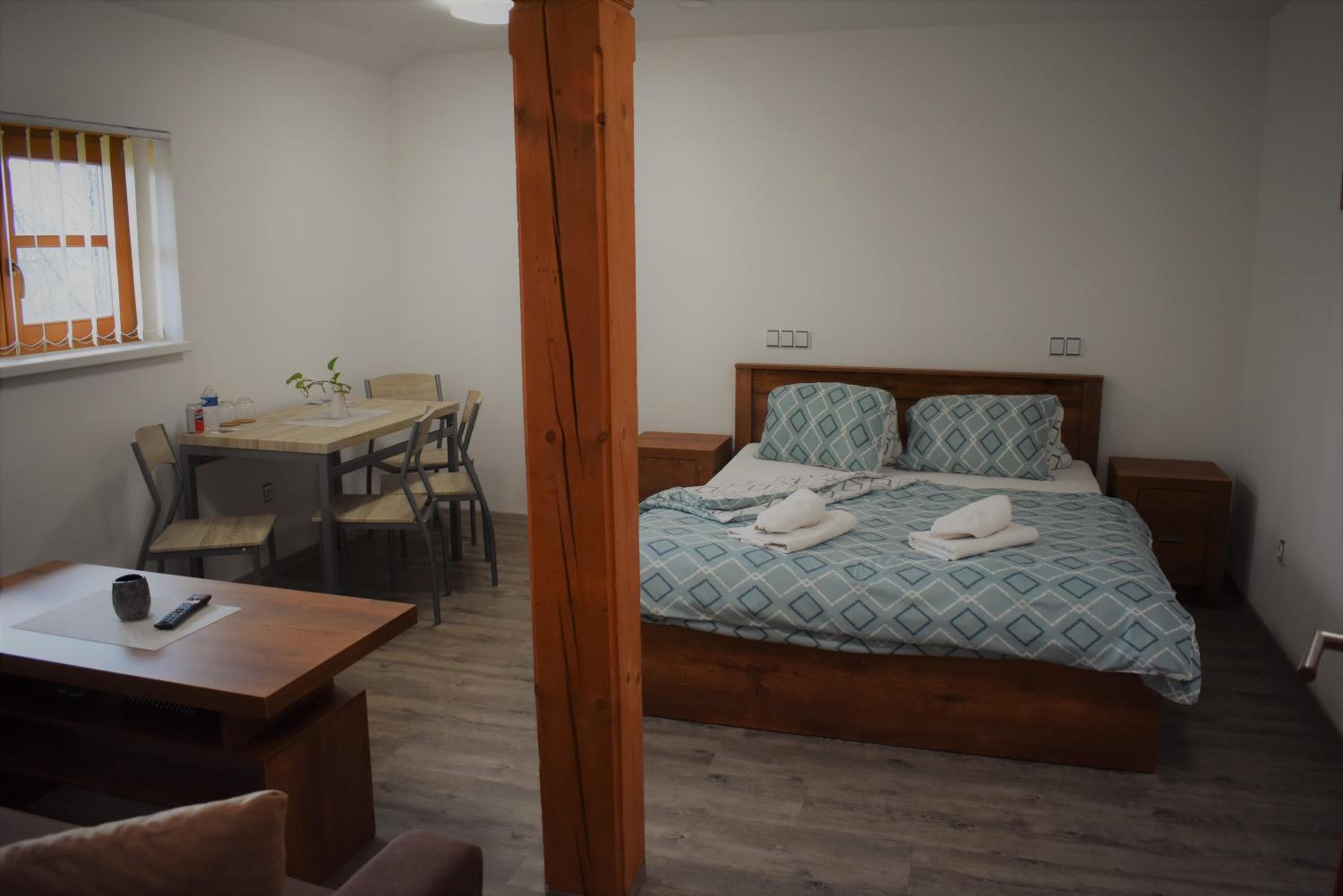 Deluxe Double Room with Extra Bed - Photo 3