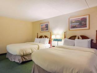 King Suite with Sofa Bed - Non Smoking - Photo 3