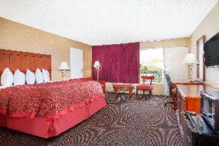 Business King Room (Second Floor) - Non-Smoking photo 1