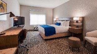 King Room with Mobility Access and Bathtub with Grab Bars, Non-Smoking