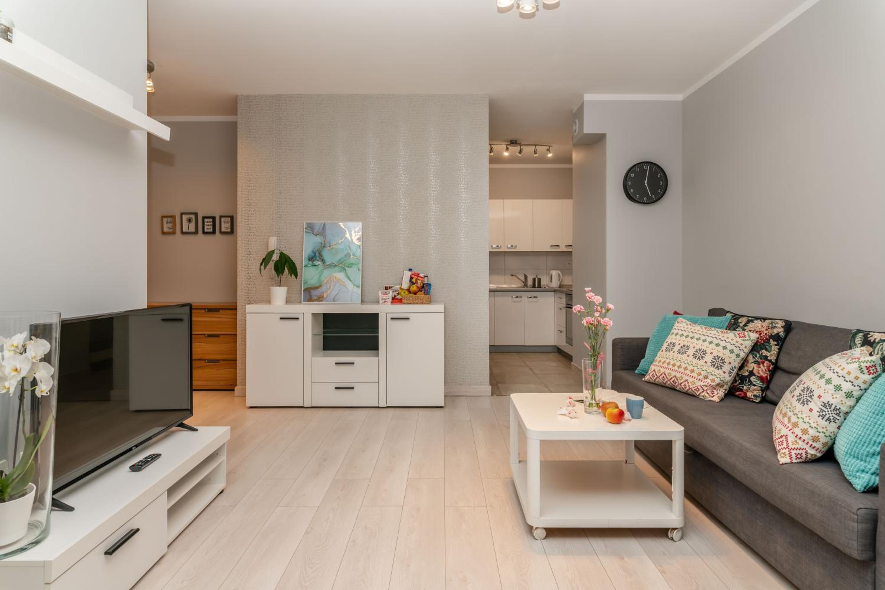 Apartment G0874 with One-Bedroom  photo 2