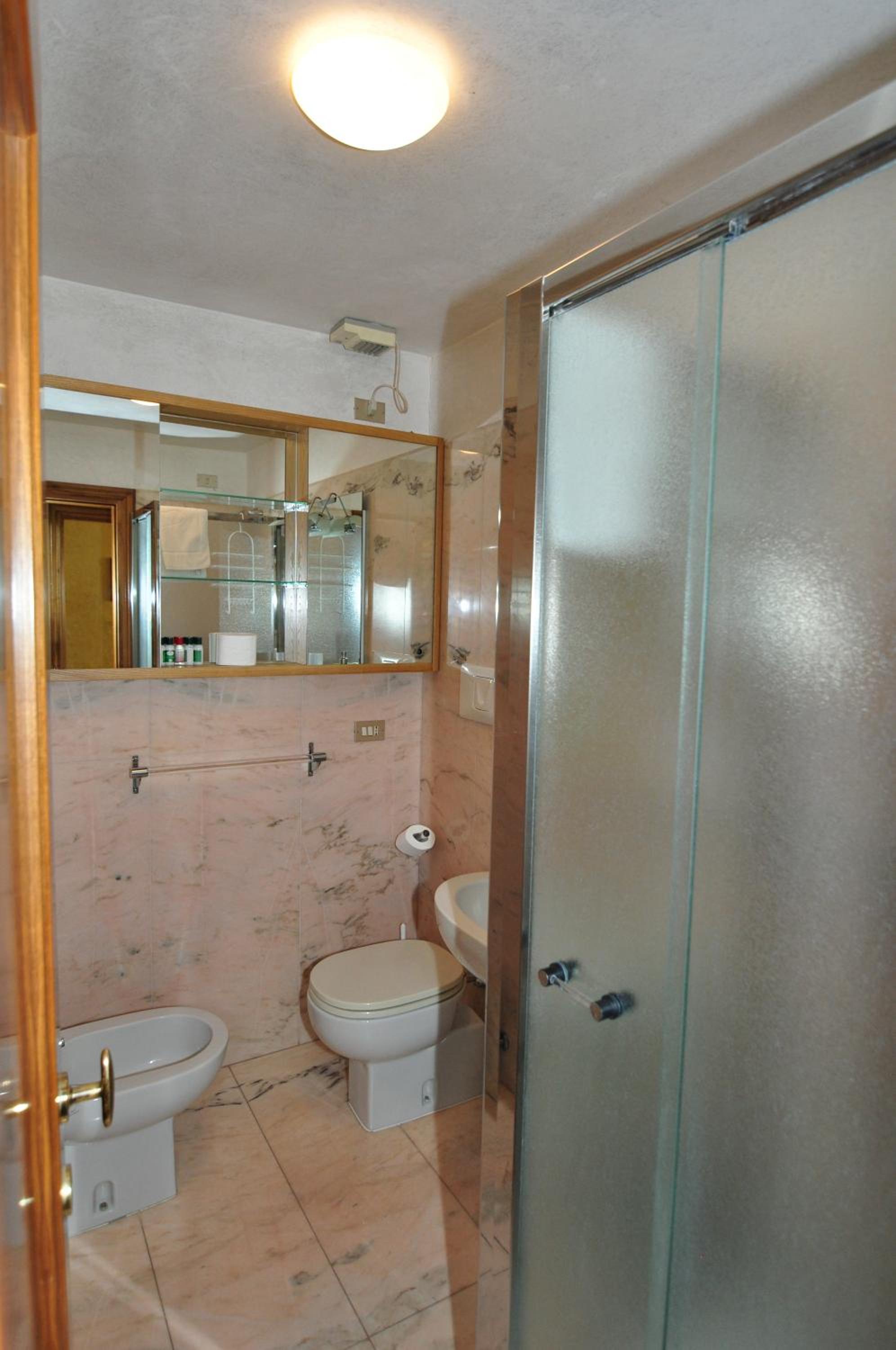 Ca' Guardi Two-Bedroom Apartment with Terrace photo 3