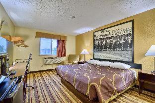 Standard Double Room with Two Double Beds - Non-Smoking - Photo 3