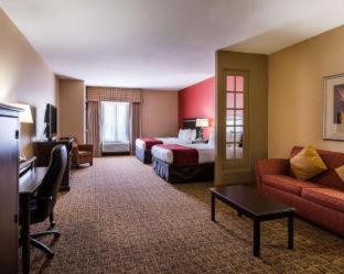 King Room with Sofa Bed - Non-Smoking - Photo 4