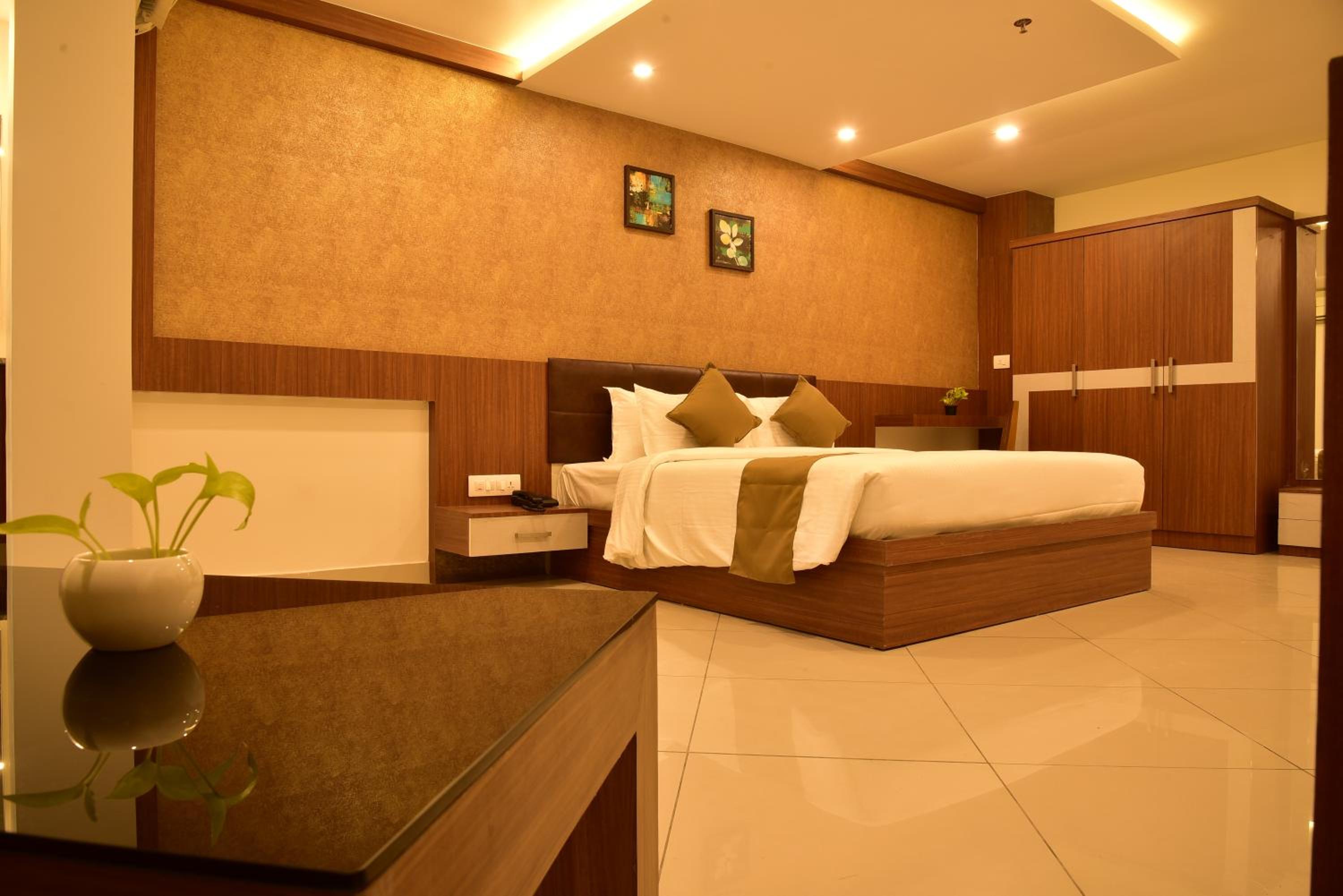 Deluxe Double or Twin Room - Photo 1