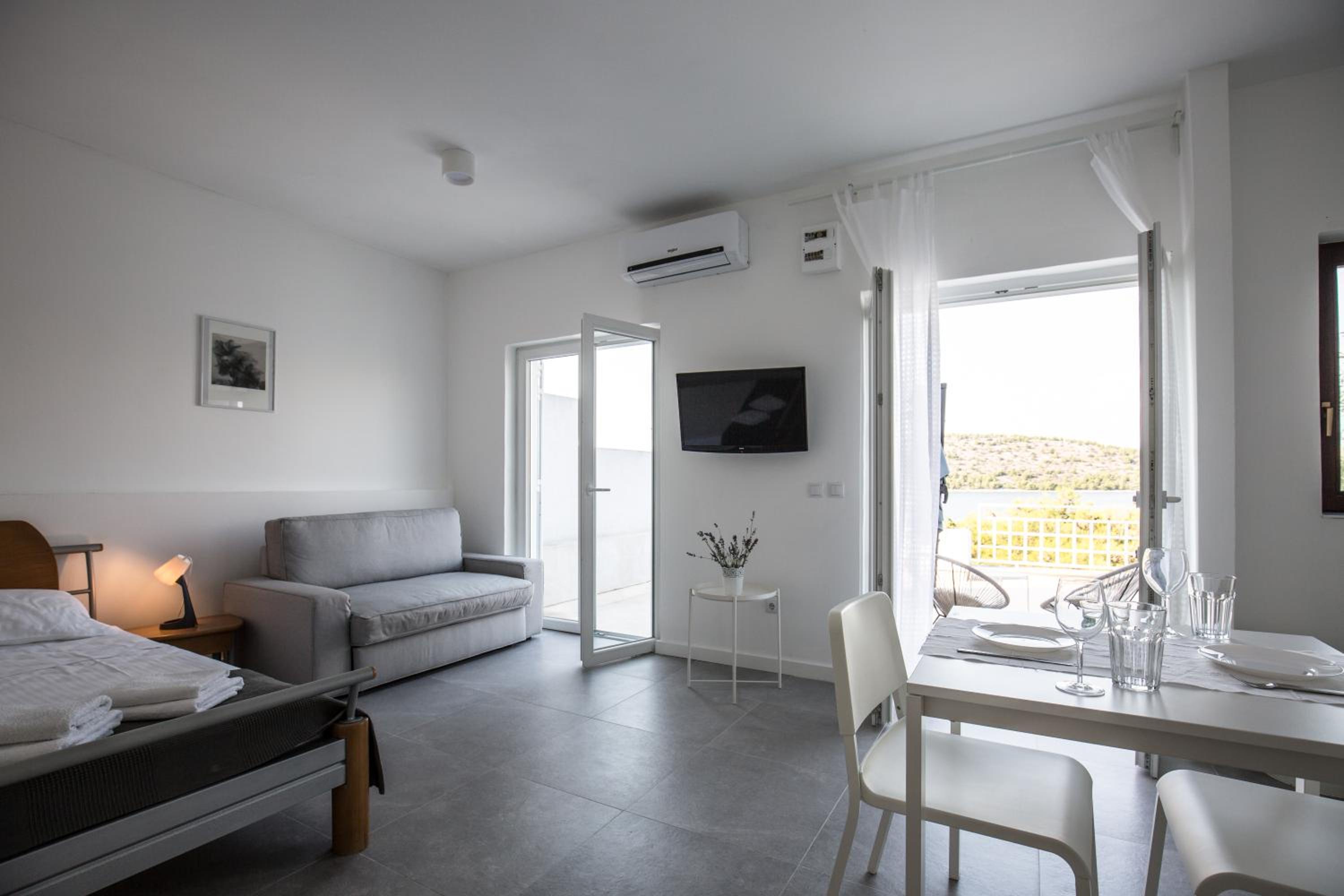 Studio Apartment with Sea View