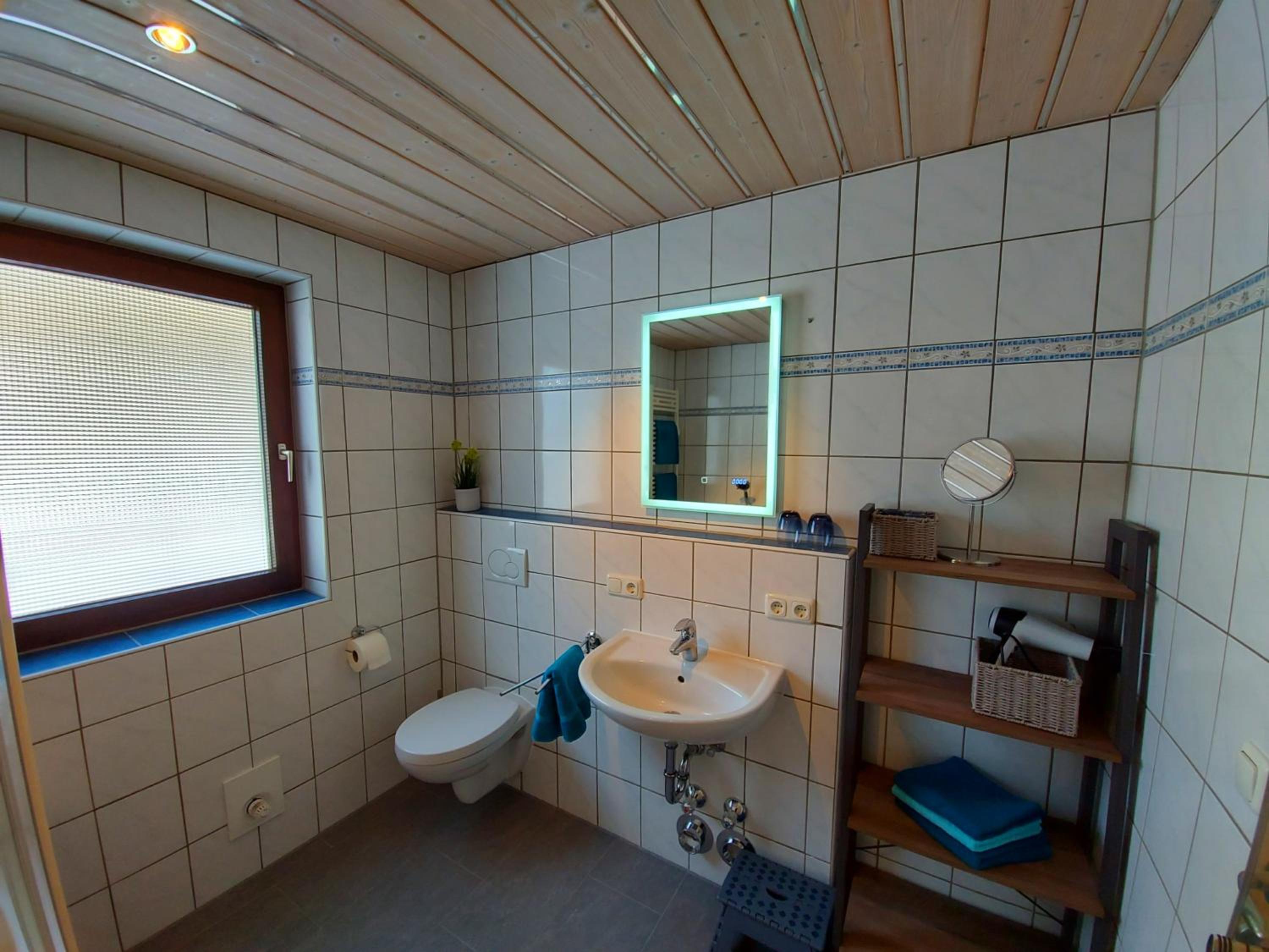Apartment - Ground Floor photo 2