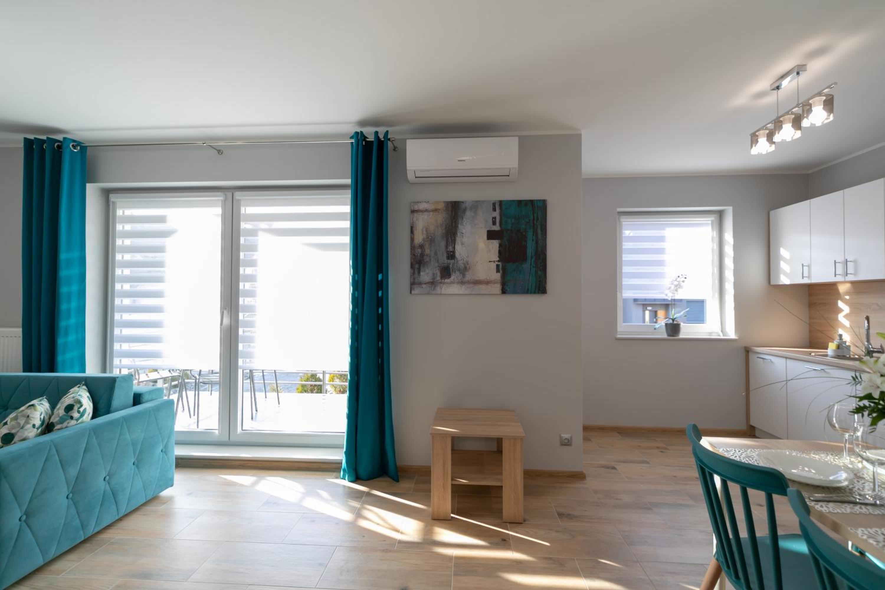 One-Bedroom Apartment - Photo 9