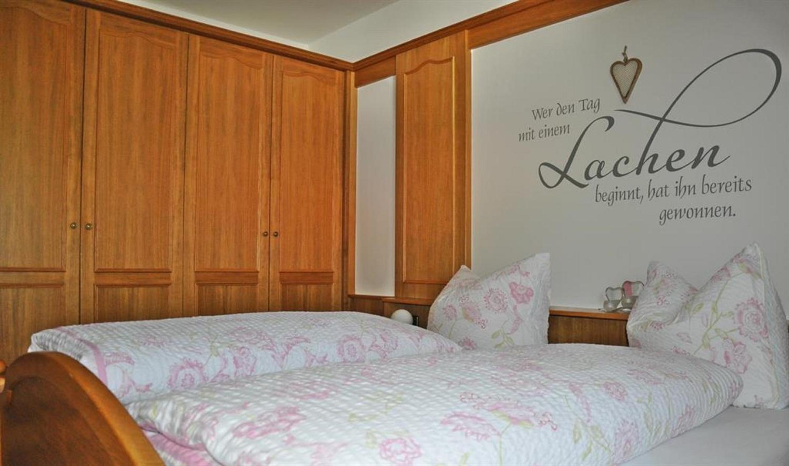 Apartment photo 3