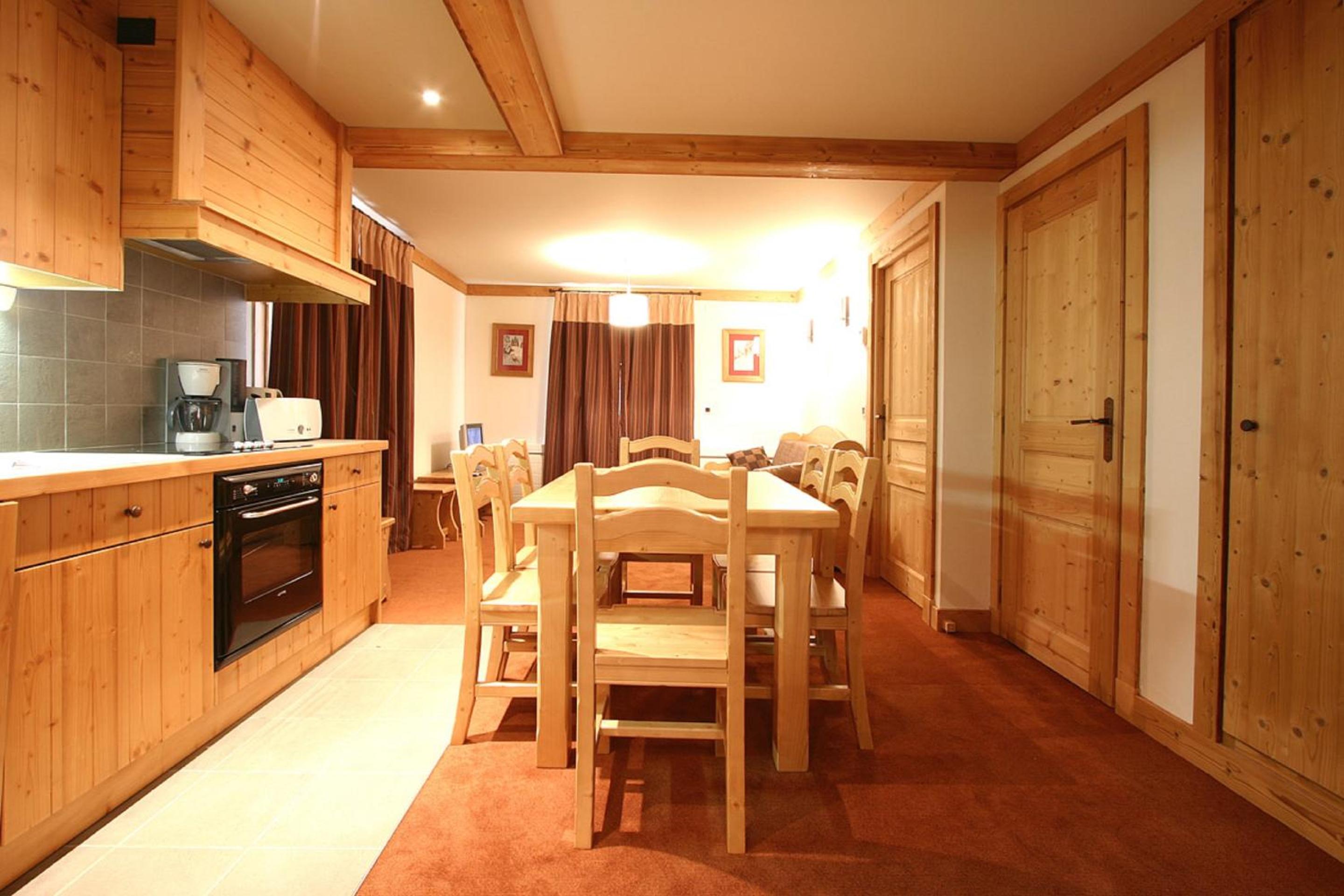 One-Bedroom Apartment photo 2
