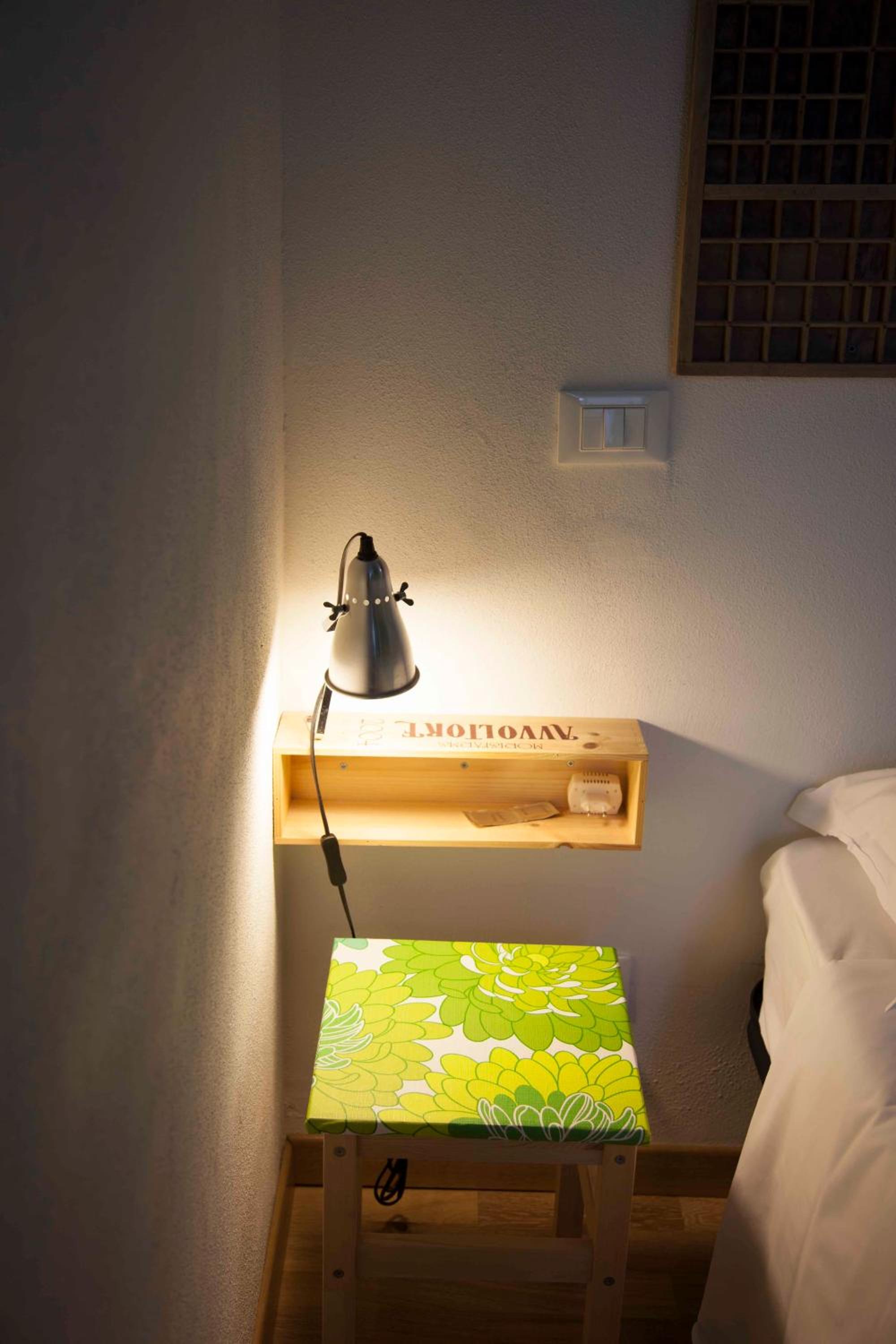 Two Connecting Double Rooms - Photo 1